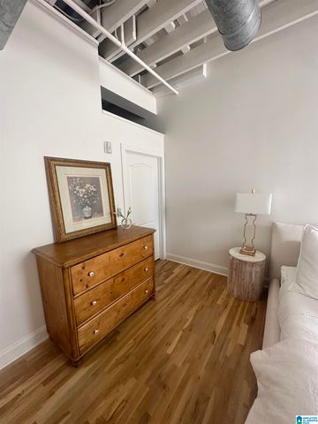 300 20TH STREET N, Birmingham, AL 35203