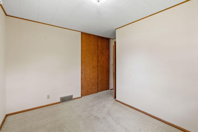 845 Spencer Street S, Shakopee, MN 55379