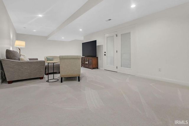 3782 E Regents Court, Bloomington, IN 47401