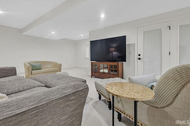 3782 E Regents Court, Bloomington, IN 47401