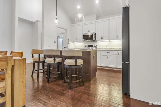 3782 E Regents Court, Bloomington, IN 47401