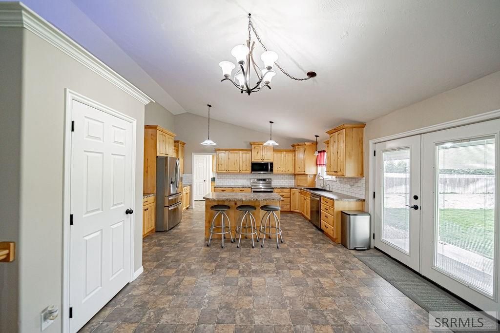 Image 11 of property listing at 4 N 3700 E, Rigby, ID 83442
