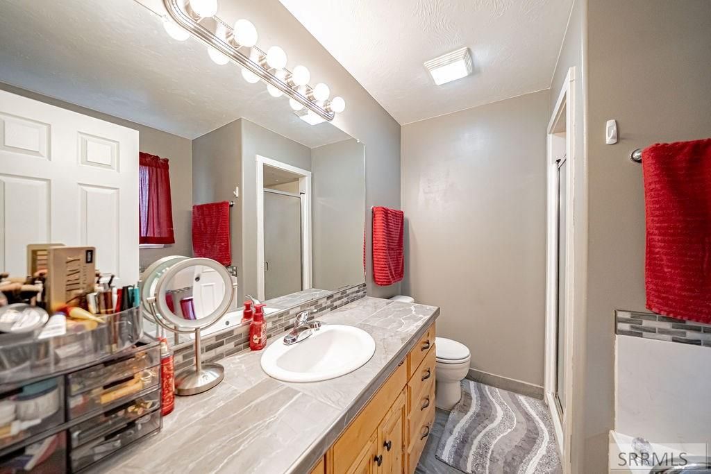 Image 21 of property listing at 4 N 3700 E, Rigby, ID 83442
