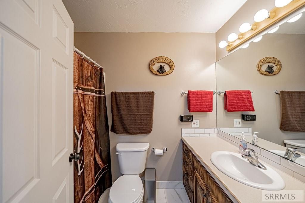 Image 33 of property listing at 4 N 3700 E, Rigby, ID 83442