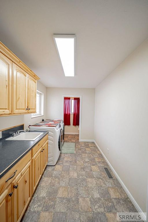 Image 36 of property listing at 4 N 3700 E, Rigby, ID 83442