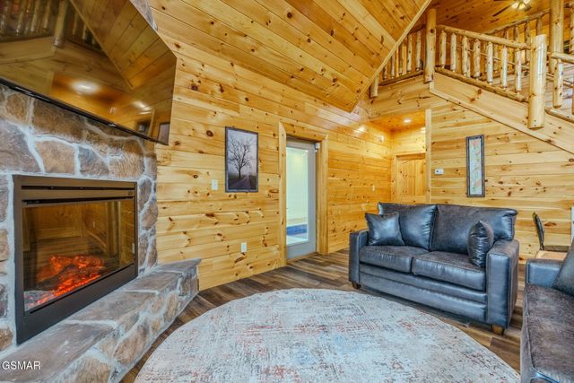 3856 Twilight Way, Pigeon Forge, TN 37863