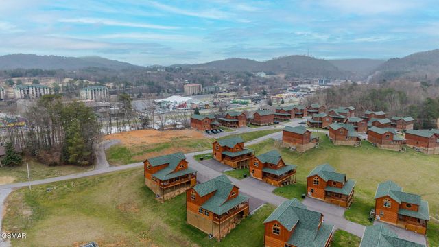 3856 Twilight Way, Pigeon Forge, TN 37863