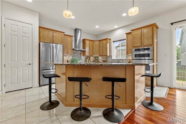 3217 Calhoun Drive, St Charles, MO 63301