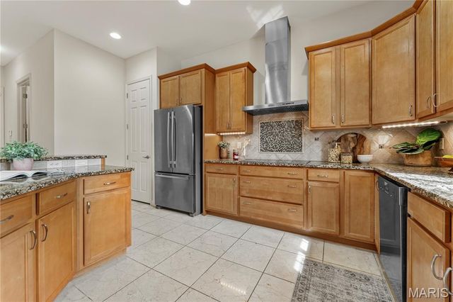 3217 Calhoun Drive, St Charles, MO 63301