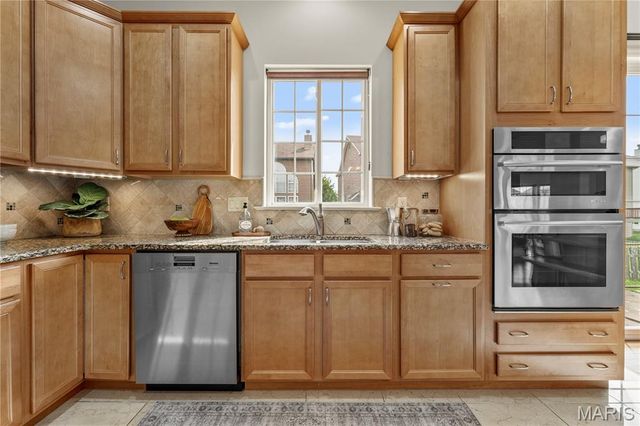3217 Calhoun Drive, St Charles, MO 63301