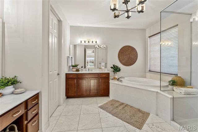3217 Calhoun Drive, St Charles, MO 63301