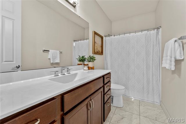 3217 Calhoun Drive, St Charles, MO 63301