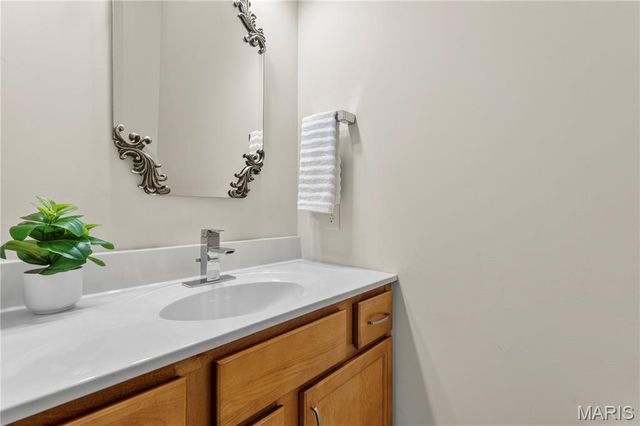 3217 Calhoun Drive, St Charles, MO 63301