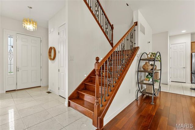 3217 Calhoun Drive, St Charles, MO 63301