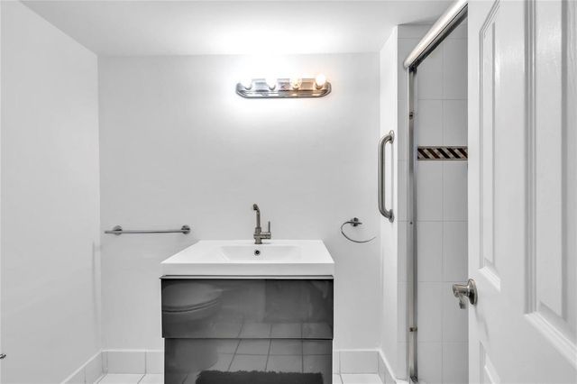 2750 NE 183rd Street 2202, Aventura, FL 33160