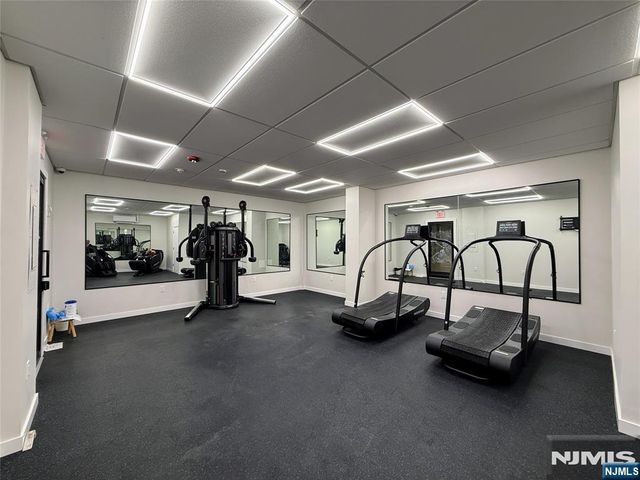 1600 Center Avenue 3D, Fort Lee, NJ 07024