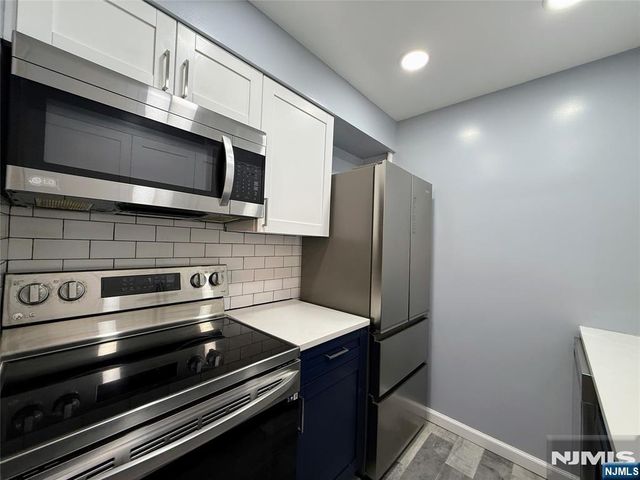 1600 Center Avenue 3D, Fort Lee, NJ 07024