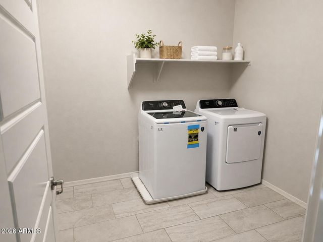 1131 S JAY Street, Chandler, AZ 85286