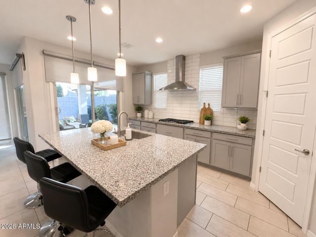 1131 S JAY Street, Chandler, AZ 85286