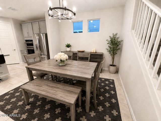 1131 S JAY Street, Chandler, AZ 85286