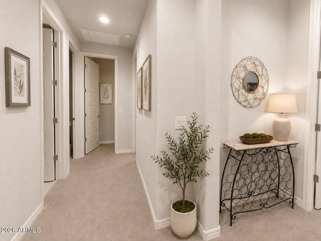 1131 S JAY Street, Chandler, AZ 85286