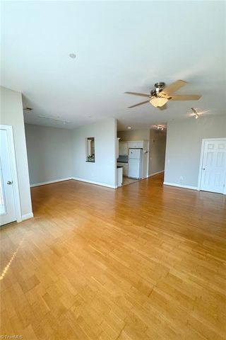 360 S Elm Street 208, Greensboro, NC 27401