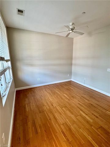 360 S Elm Street 208, Greensboro, NC 27401