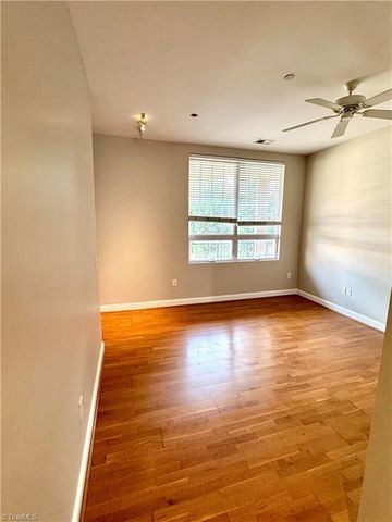 360 S Elm Street 208, Greensboro, NC 27401