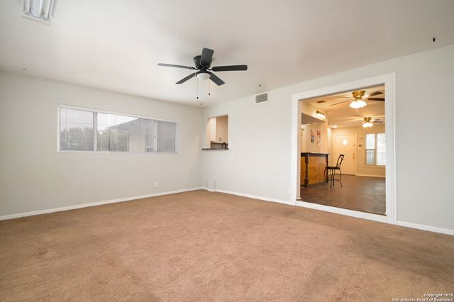 403 PILGRIM DR, San Antonio, TX 78213