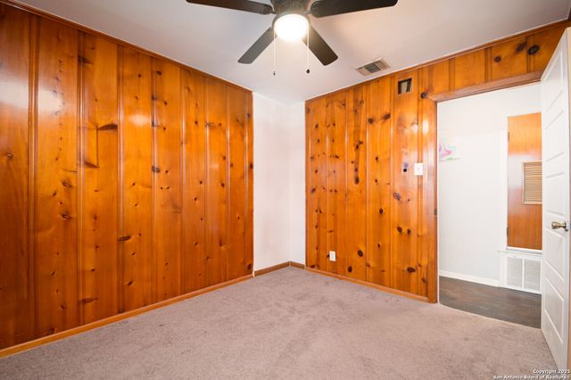 403 PILGRIM DR, San Antonio, TX 78213