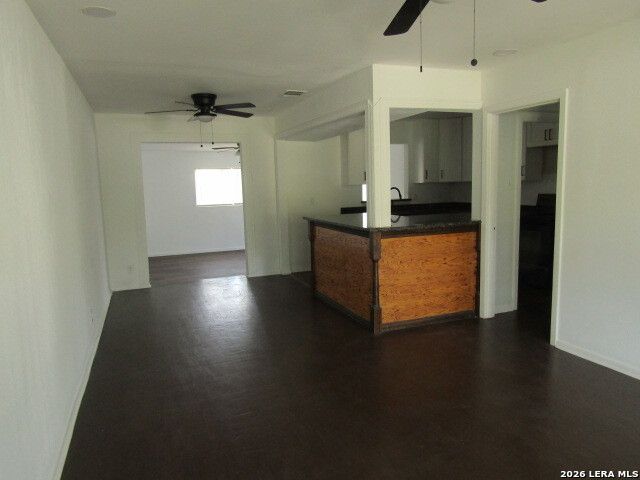 403 PILGRIM DR, San Antonio, TX 78213