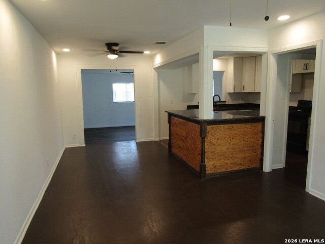 403 PILGRIM DR, San Antonio, TX 78213