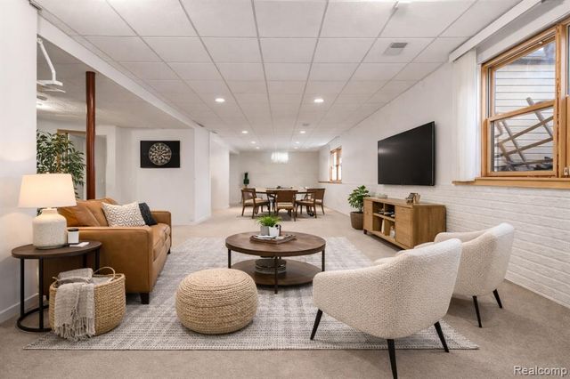 6273 Boulder Drive, Flushing, MI 48433