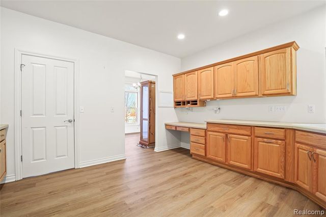 6273 Boulder Drive, Flushing, MI 48433