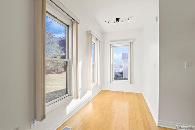 6273 Boulder Drive, Flushing, MI 48433