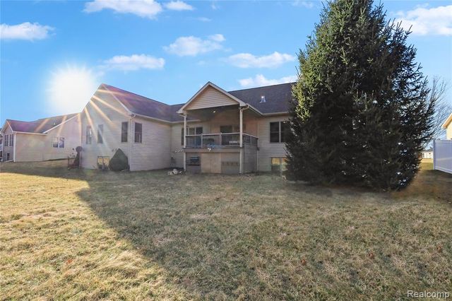 6273 Boulder Drive, Flushing, MI 48433