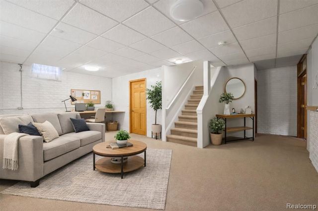 6273 Boulder Drive, Flushing, MI 48433