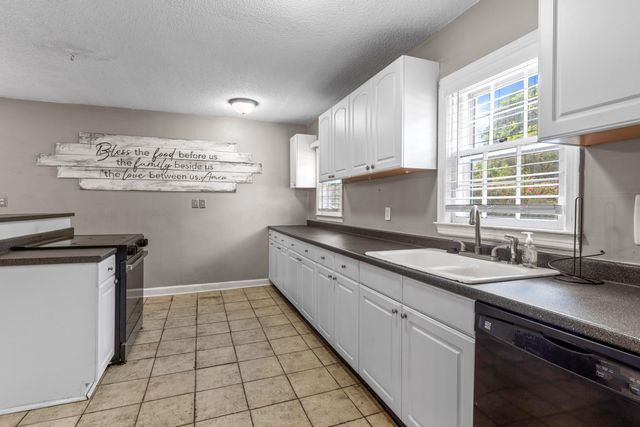 106 S Germantown Road, Chattanooga, TN 37411