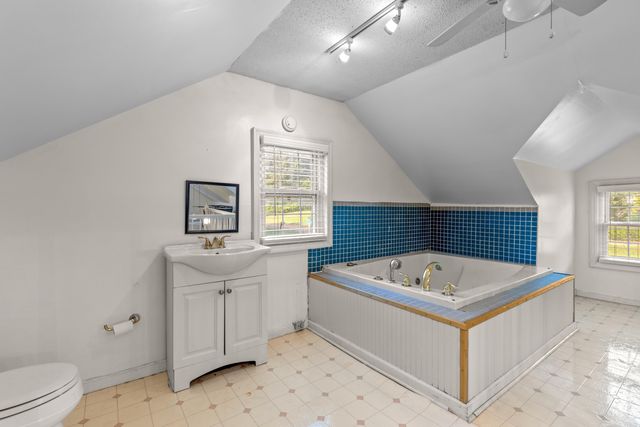 106 S Germantown Road, Chattanooga, TN 37411