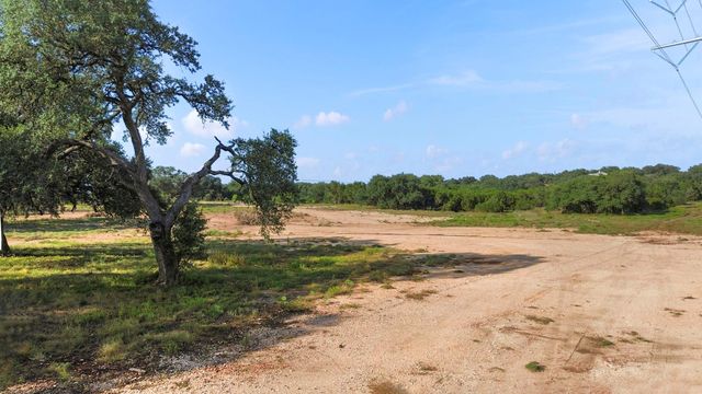 154 Lone Oak RD, New Braunfels, TX 78132