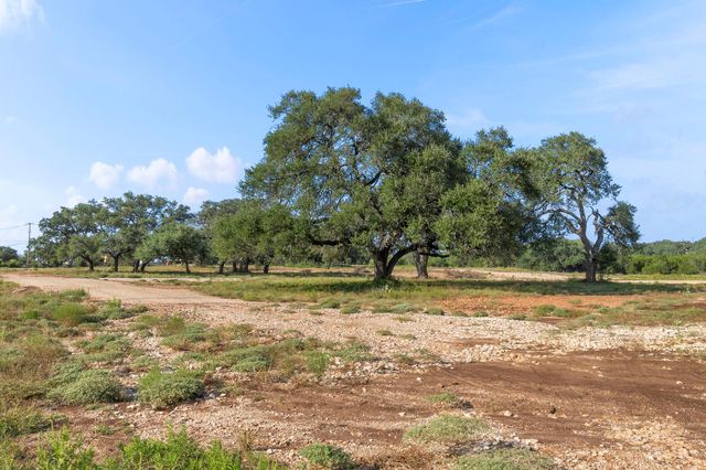 154 Lone Oak RD, New Braunfels, TX 78132