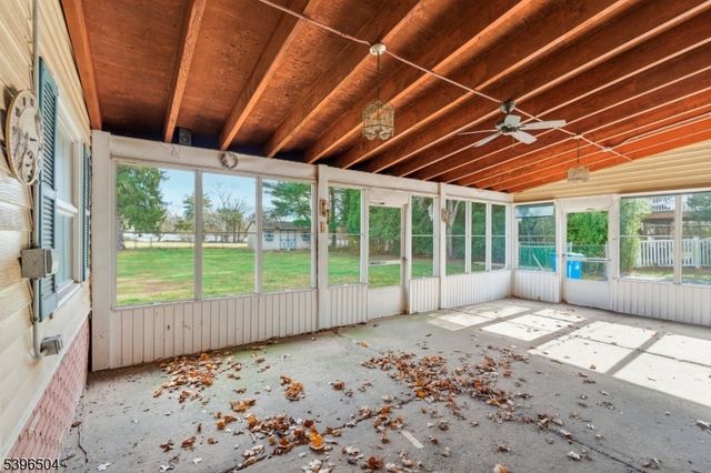 10 Red Oak Way, Bridgewater Twp., NJ 08807