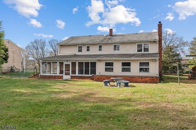 10 Red Oak Way, Bridgewater Twp., NJ 08807