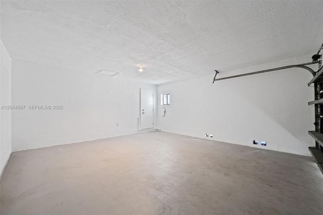 10171 NW 24th St, Sunrise, FL 33322