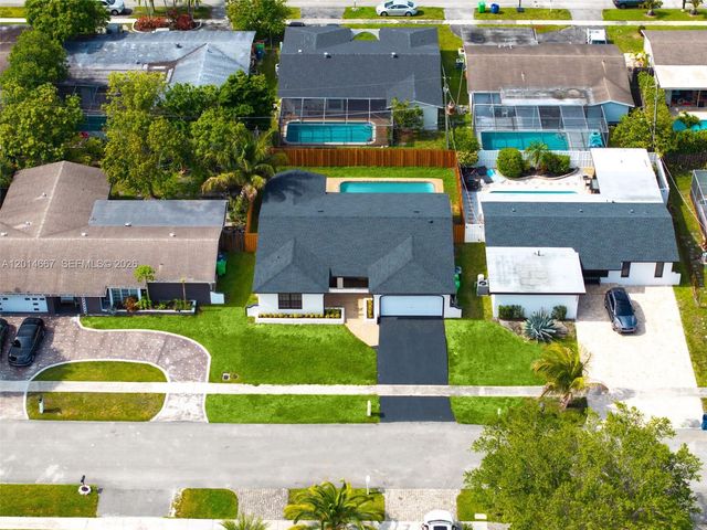 10171 NW 24th St, Sunrise, FL 33322