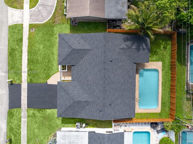 10171 NW 24th St, Sunrise, FL 33322
