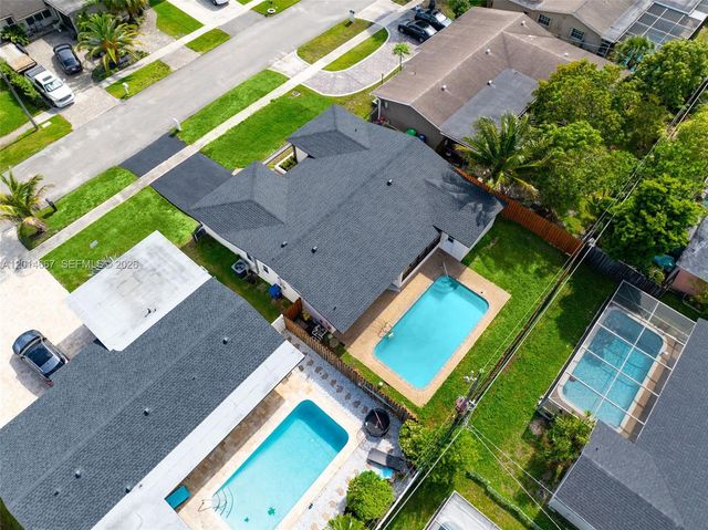 10171 NW 24th St, Sunrise, FL 33322