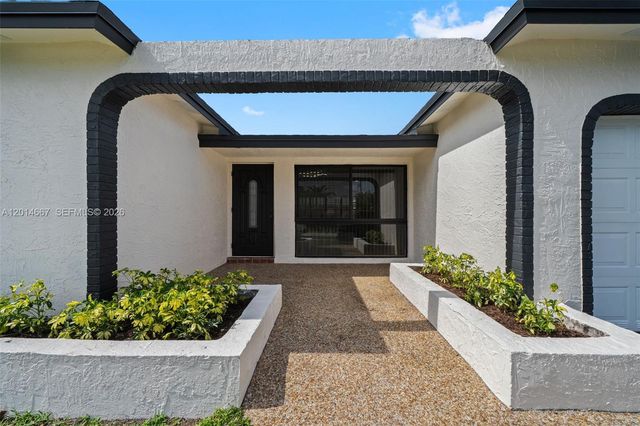 10171 NW 24th St, Sunrise, FL 33322
