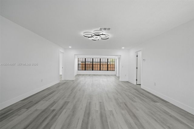 10171 NW 24th St, Sunrise, FL 33322