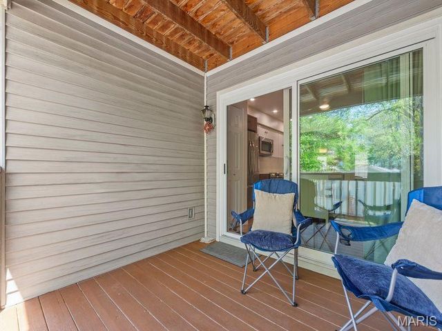 5459 Kenrick Parke Drive, St Louis, MO 63119